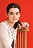 How tall is Shirley Henderson?